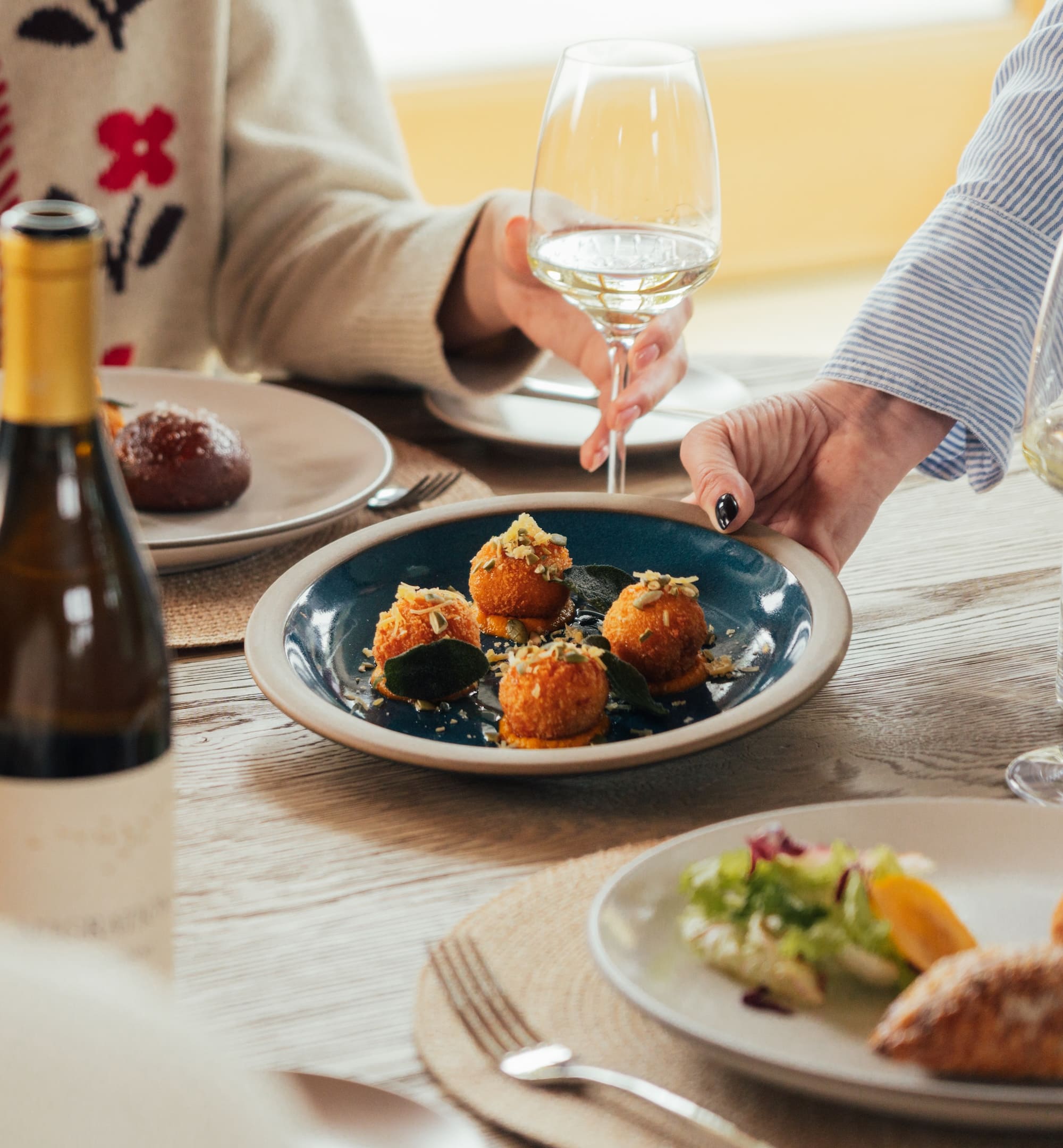 The Art of Wine Pairing with Seasonal Recipes